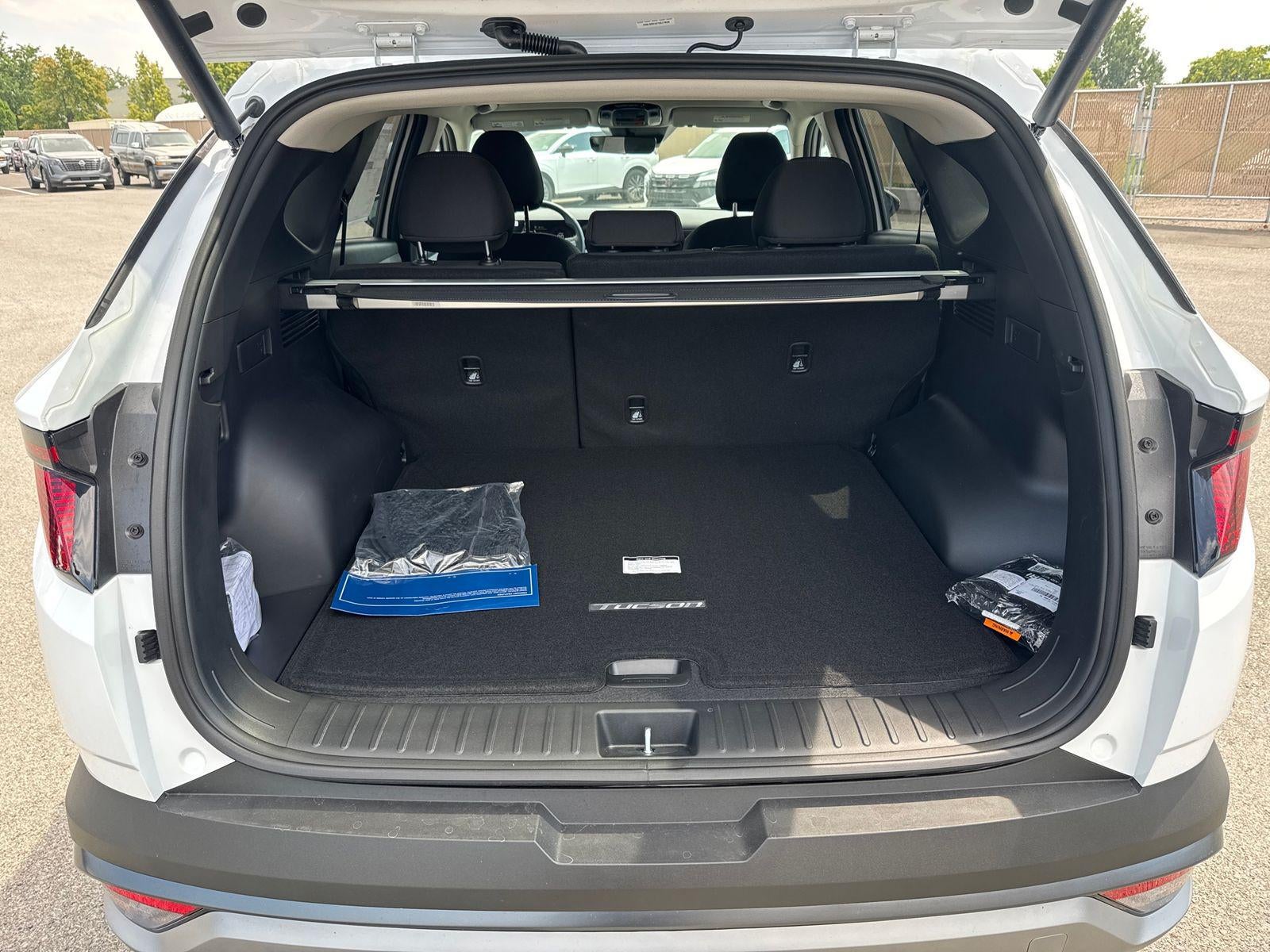 2026 Hyundai TUCSON HYBRID SEL