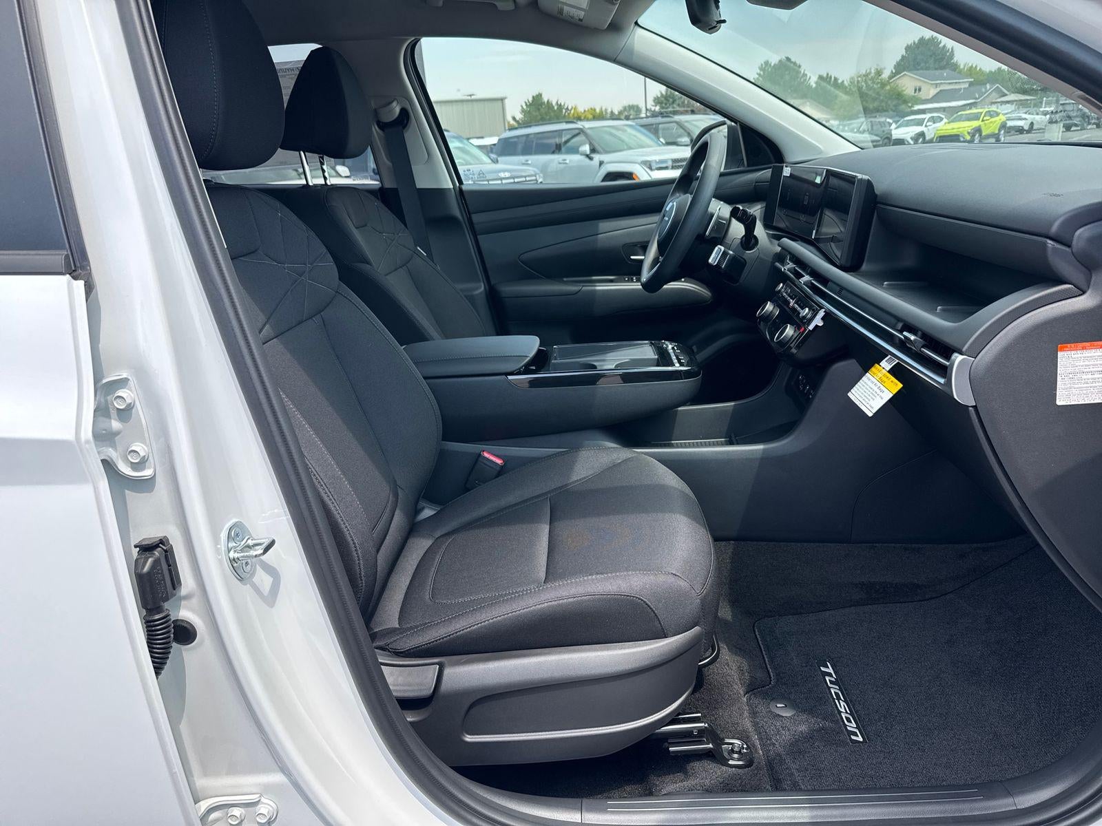 2026 Hyundai TUCSON HYBRID SEL