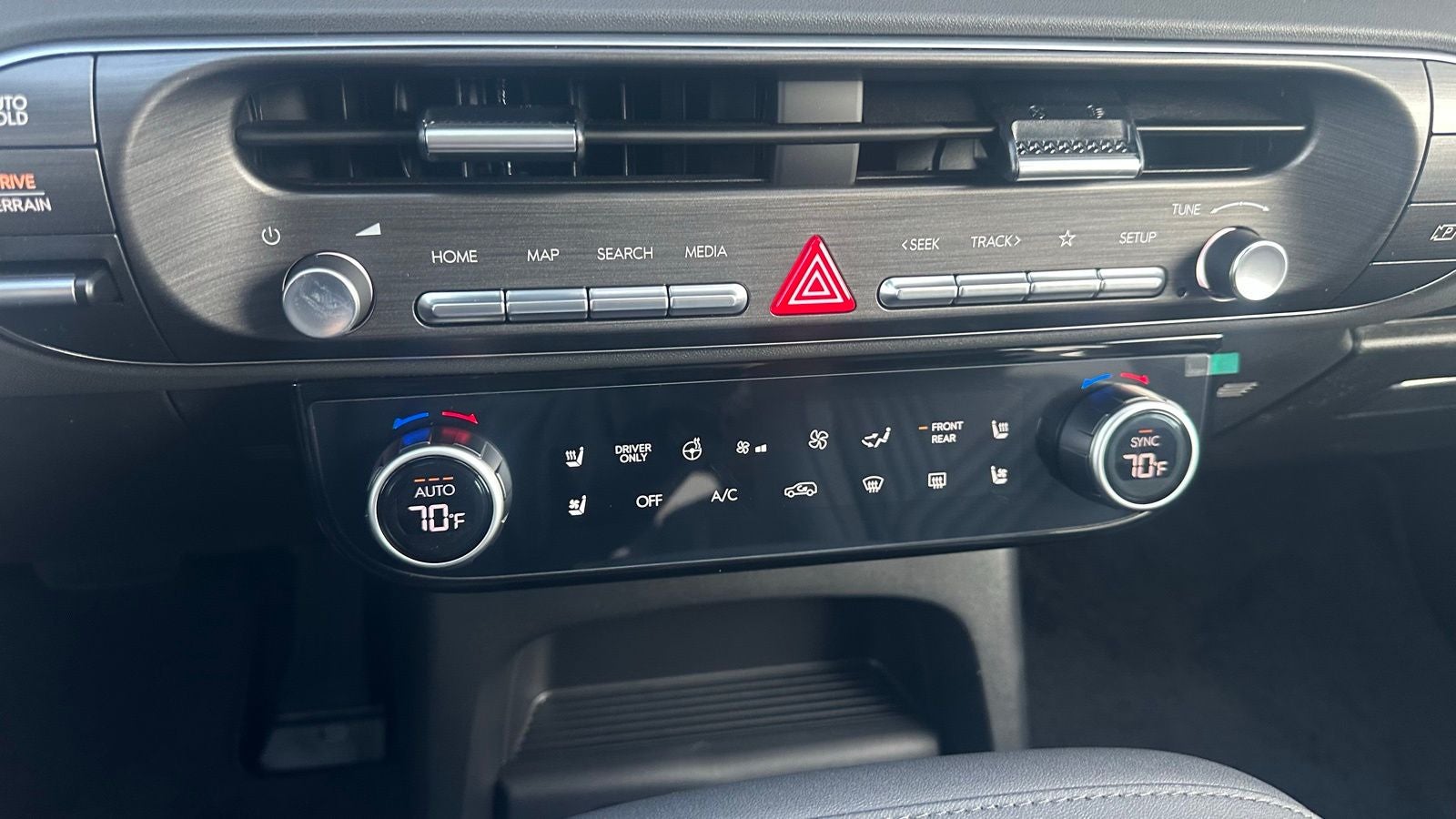 2026 Hyundai PALISADE HYBRID SEL Premium 7 Passenger