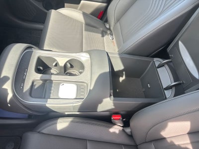 2026 Hyundai PALISADE HYBRID SEL 8 Passenger