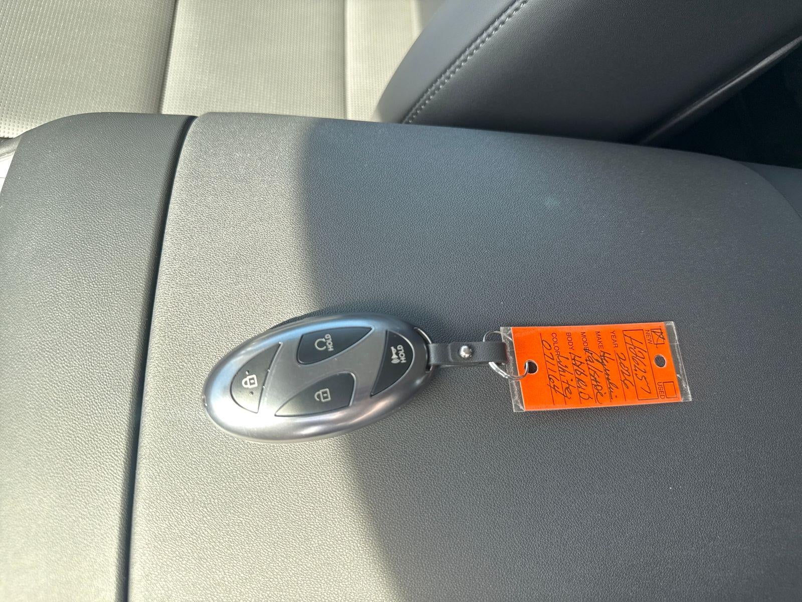 2026 Hyundai PALISADE HYBRID SEL 8 Passenger