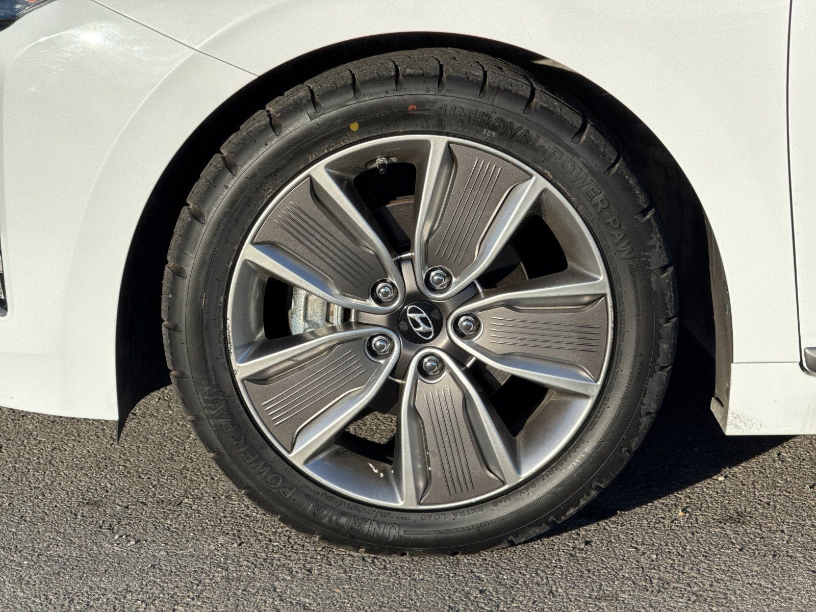 2019 Hyundai IONIQ HYBRID Limited