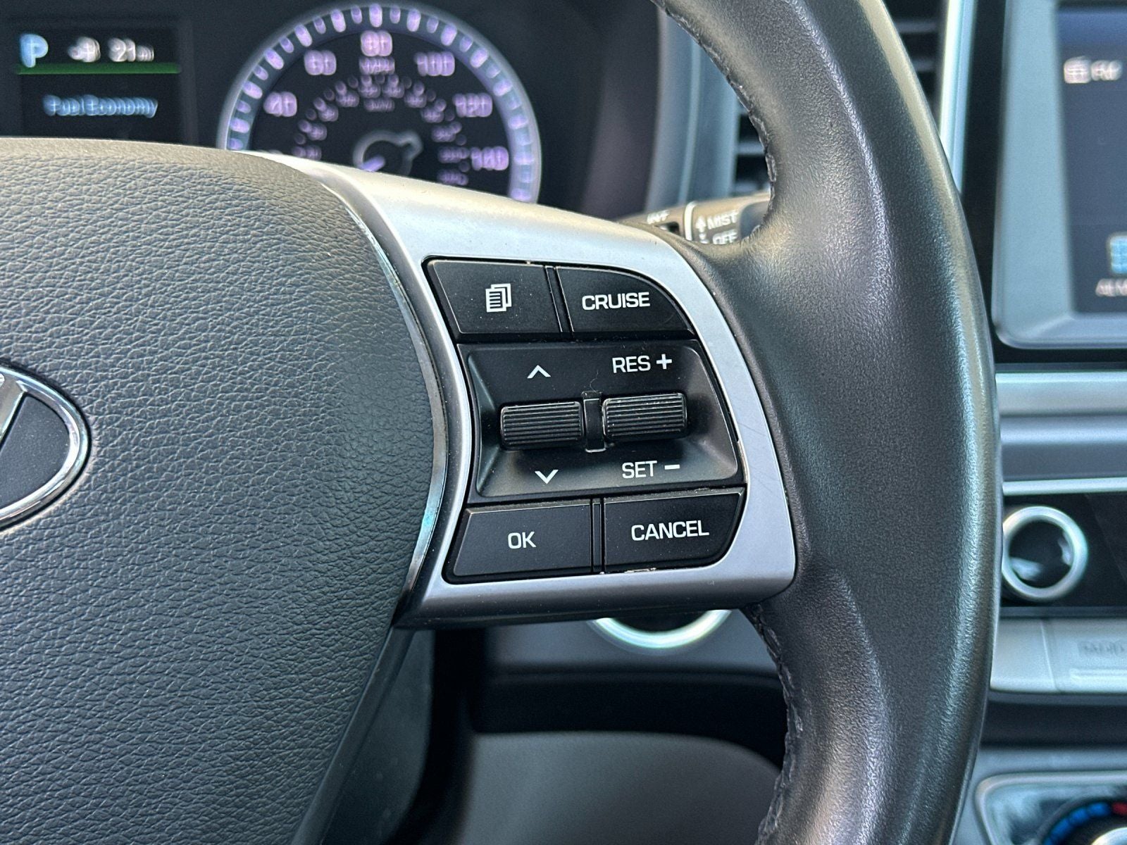 2019 Hyundai SONATA HYBRID SE