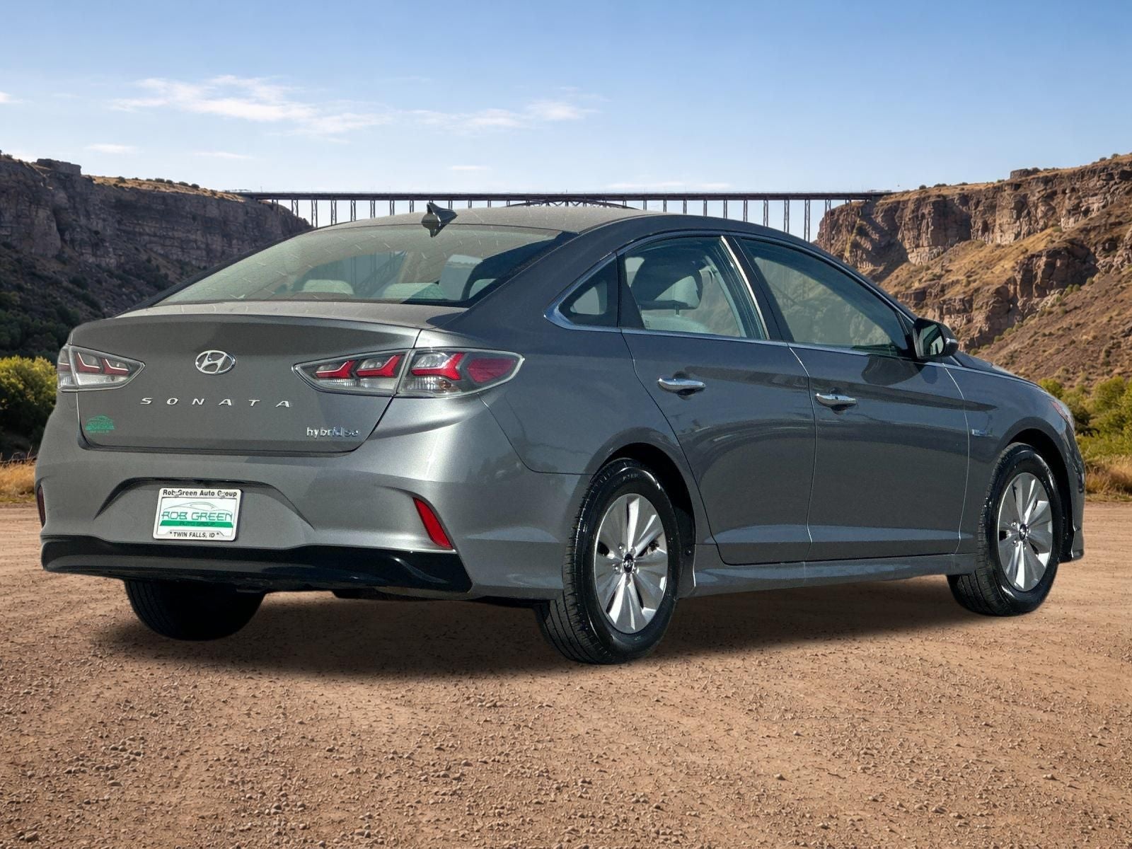 2019 Hyundai SONATA HYBRID SE