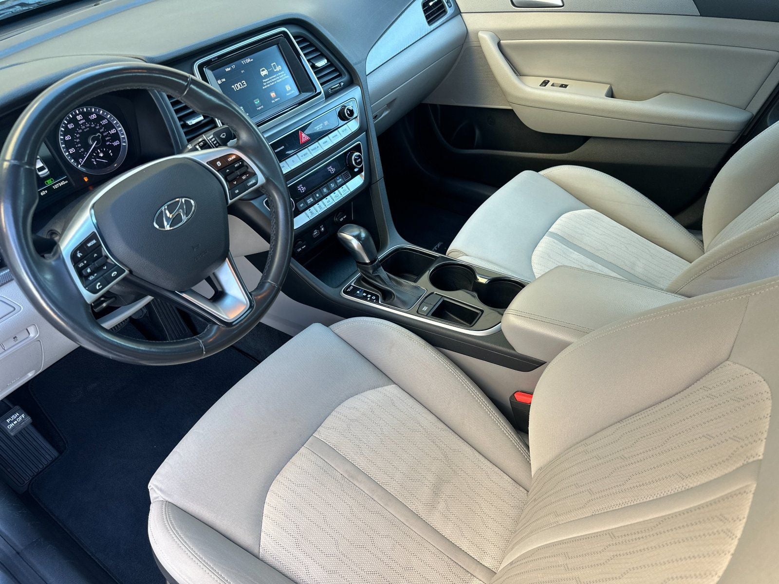 2019 Hyundai SONATA HYBRID SE