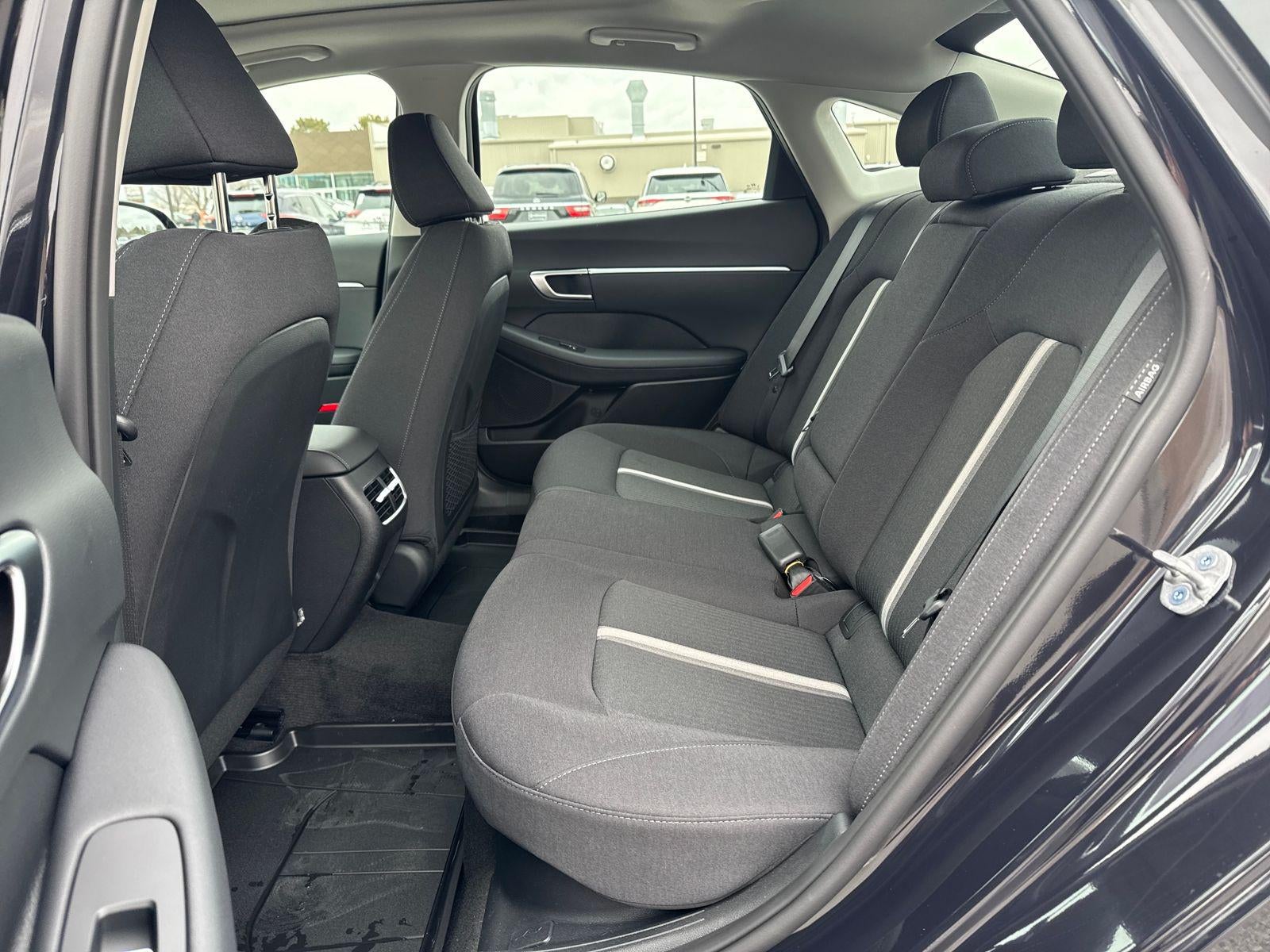 2026 Hyundai SONATA HYBRID SEL