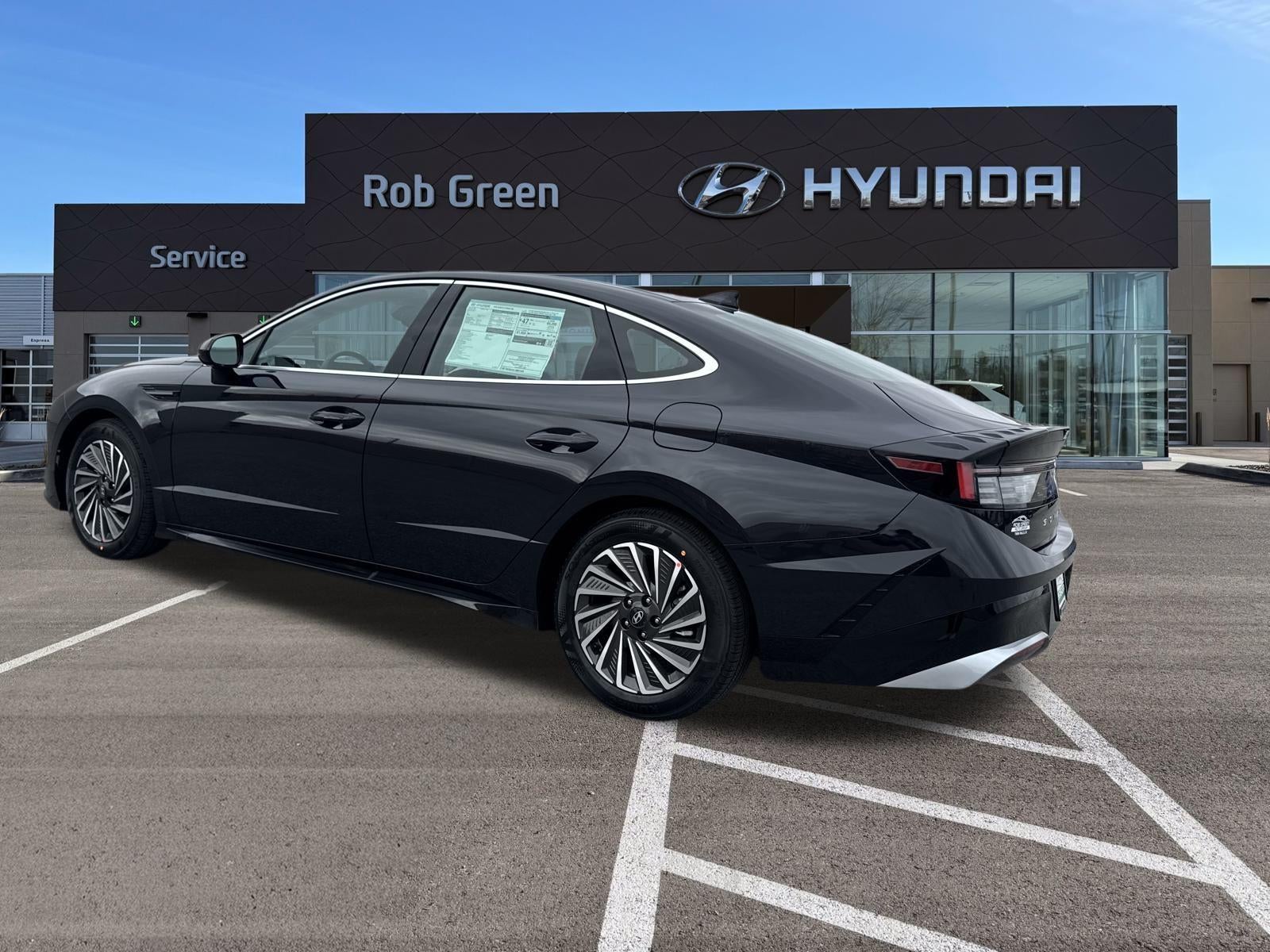 2026 Hyundai SONATA HYBRID SEL