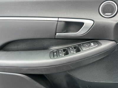 2021 Hyundai SONATA HYBRID SEL