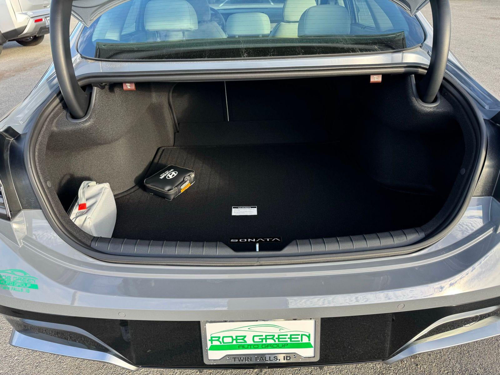 2025 Hyundai SONATA HYBRID Limited