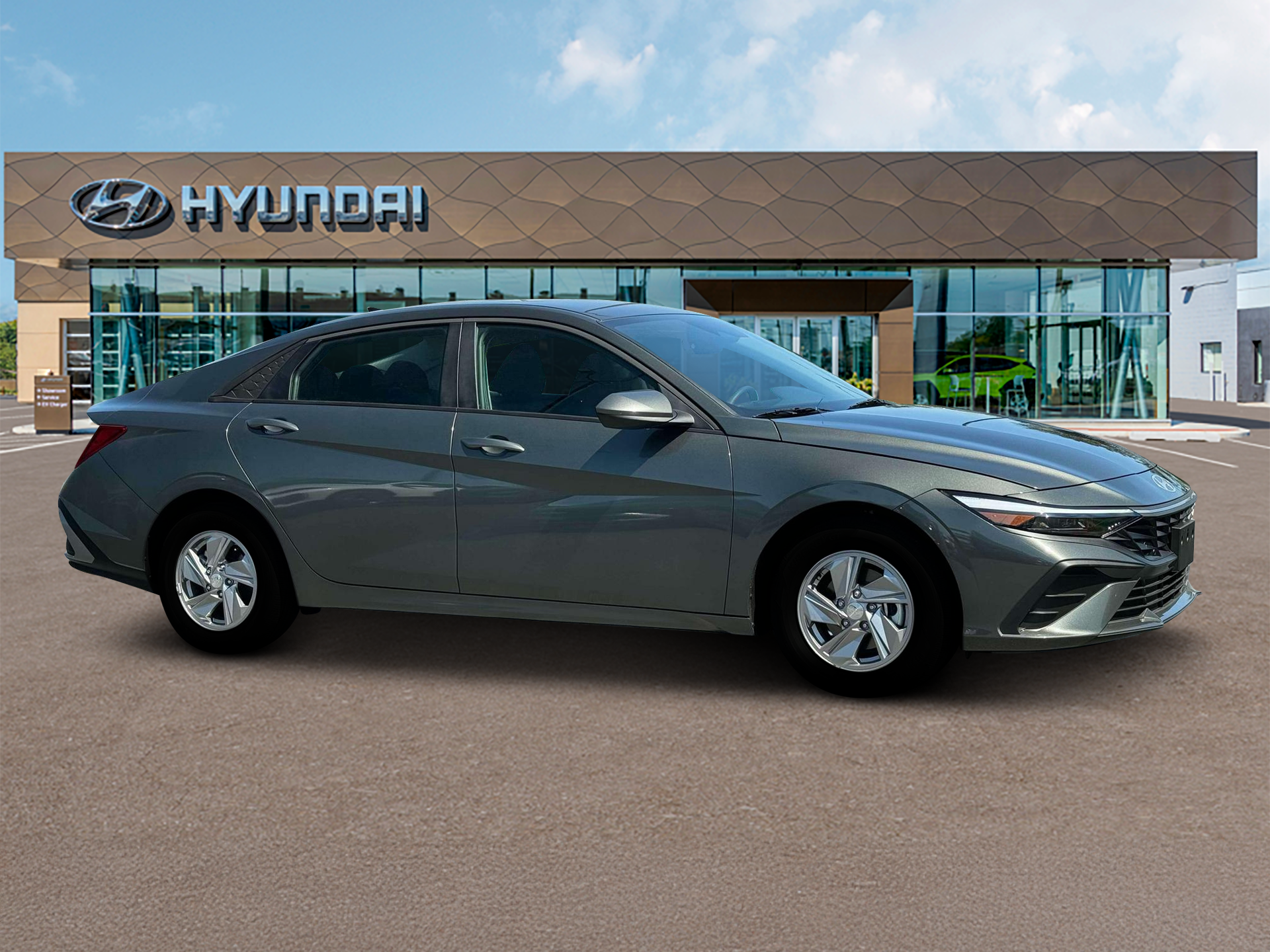 2025 Hyundai ELANTRA SE