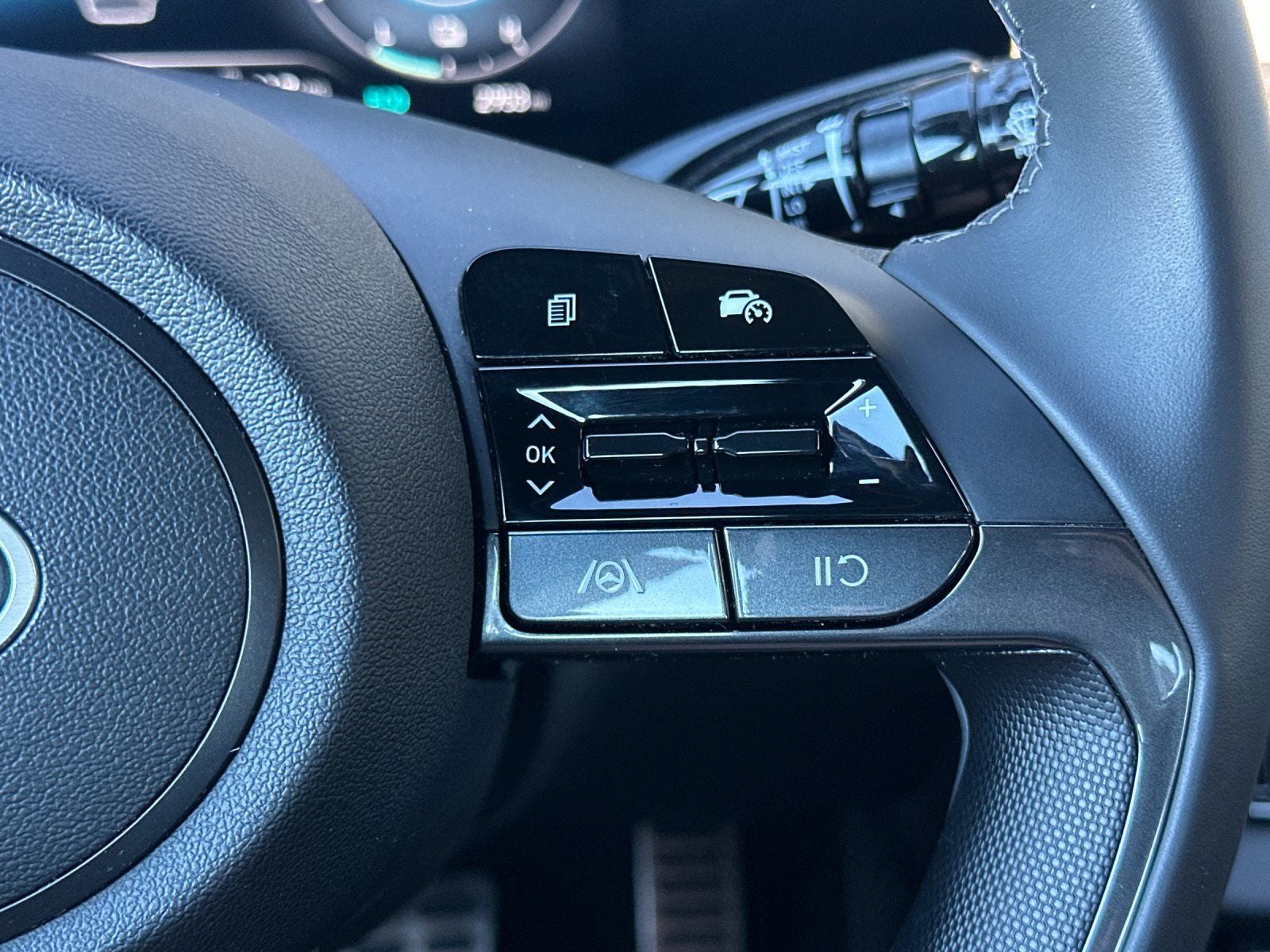 2025 Hyundai Elantra Blue - Photo 26