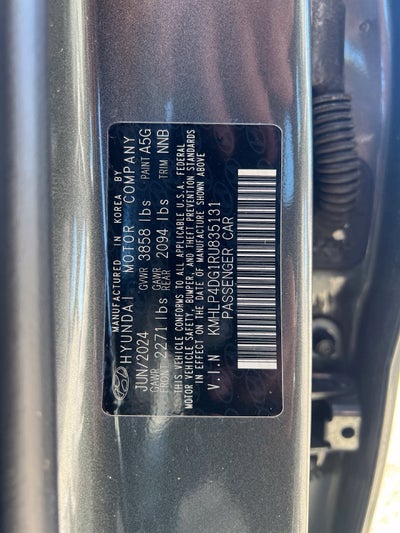 2024 Hyundai ELANTRA Limited