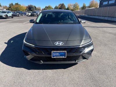 2024 Hyundai ELANTRA Limited