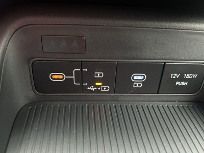 2026 Hyundai KONA SE AWD