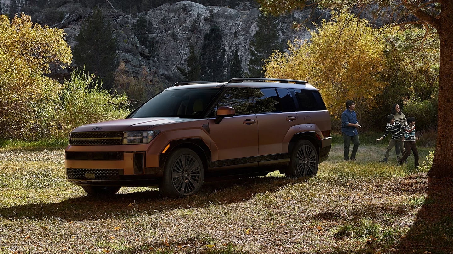 2026-Santa-Fe-Hybrid-Exterior